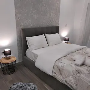 Navarino Jacuzzi Studio Διαμέρισμα