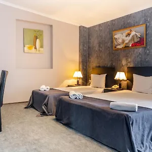 *** Otel Marlyn Gürcistan